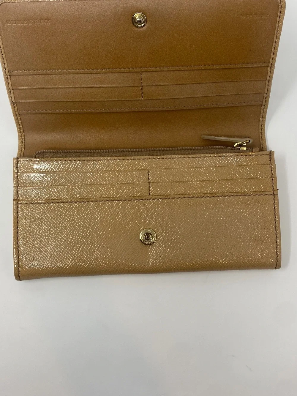 Burberry khaki tan